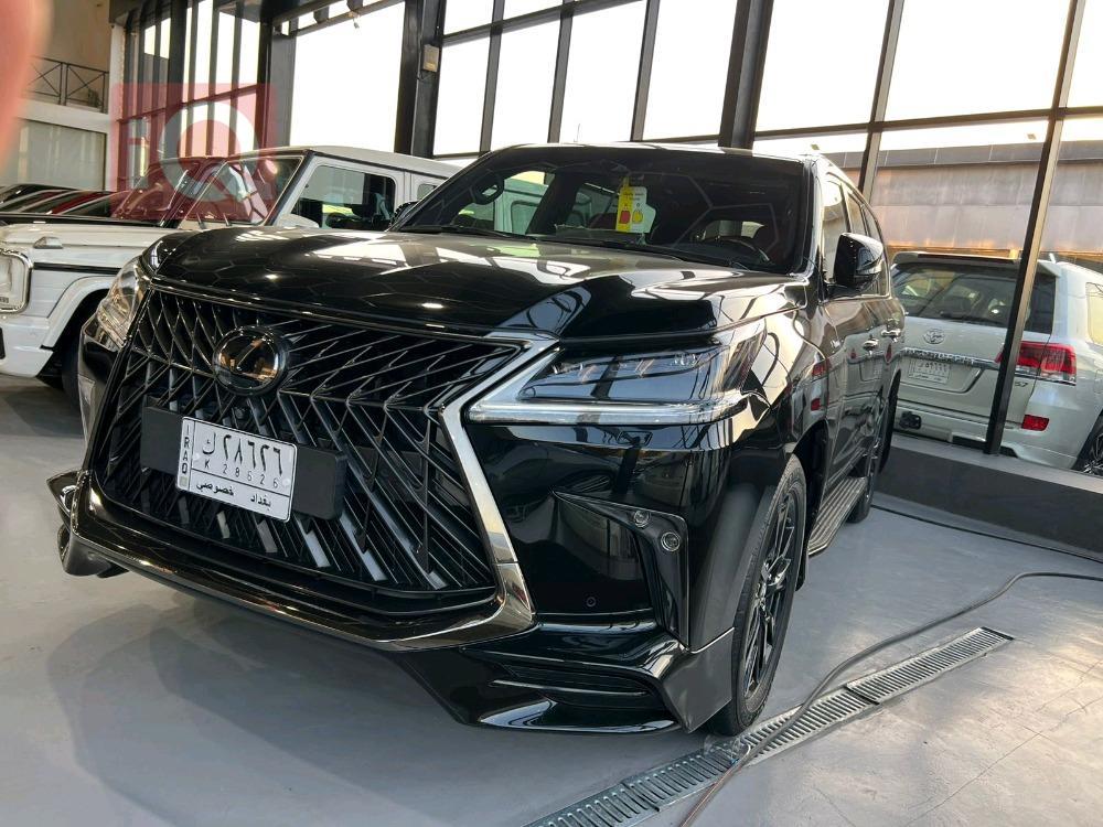 Lexus LX